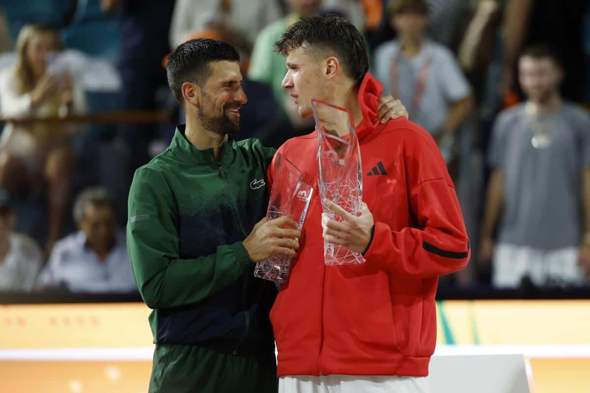 MENŠIK SAVLADAO NOVAKA, PA MU SE POKLONIO: TI si razlog zbog kog sam ovde