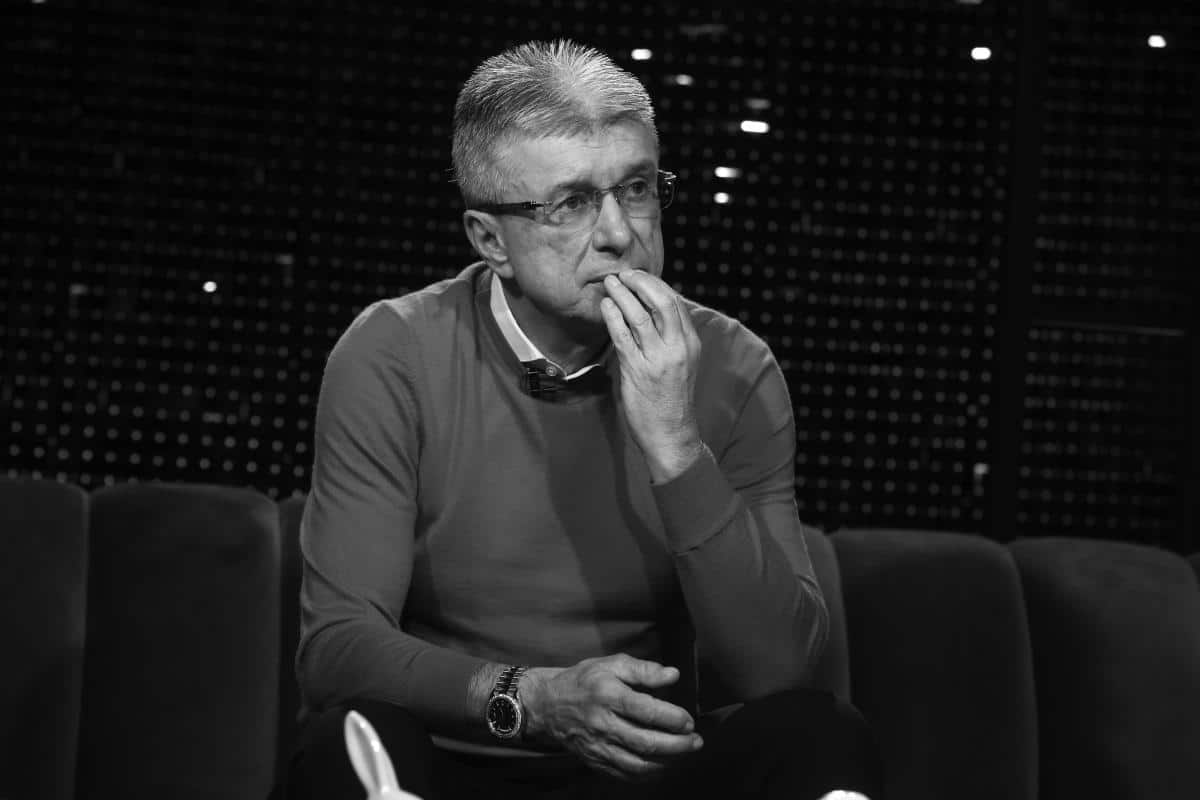 “NIJE HTEO DA GA SAHRANE U ALEJI” Evo gde će počivati Saša Popović, ovo mu je bila poslednja želja