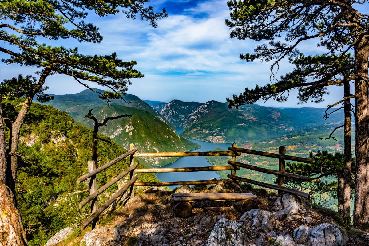 Vreme za Uskršnji raspust, dan po dan: Najdetaljnija prognoza i za popularna turistička mesta u Srbiji! Evo da li i kada da planirate izlet!