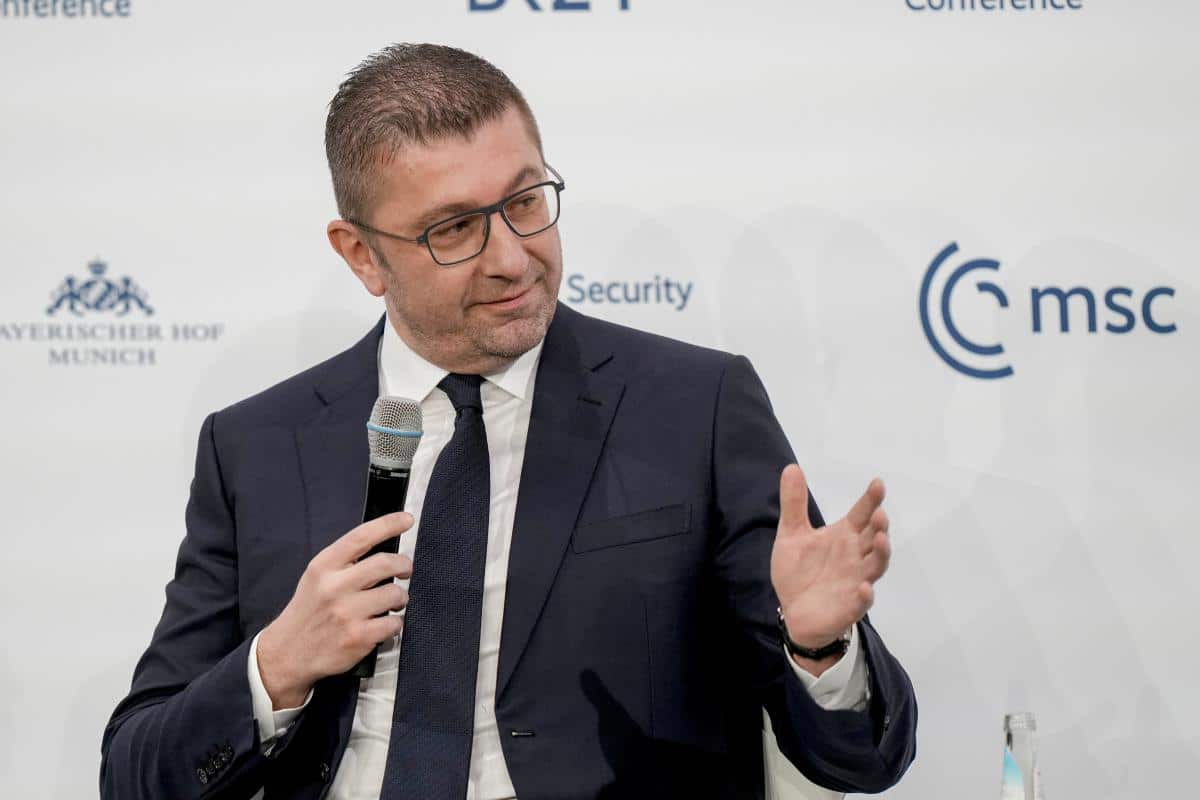 “STRATEŠKO PARTNERSTVO SA SAD PRIORITET VLADE” Premijer Severne Makedonije Hristijan Mickoski razgovarao s američkim ministrom trgovine