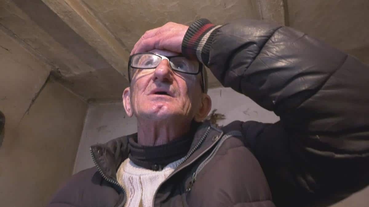 NA NJEGA SE LEPI SVE SEM PARA: Od čepova do šerpi i poklopaca! Miladin čvrsto veruje da ima bioenergiju, ali i  ovaj dar