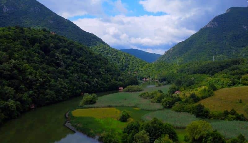 DRAMA NA KABLARU Izgubili se momak i devojka, spasioci ne mogu da ih lociraju: Reč je o veoma opasnom terenu