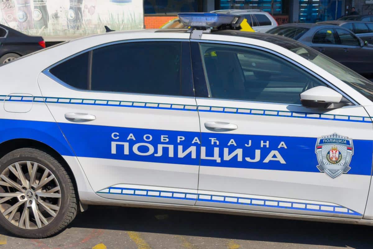 “NOSIO JU JE 10-15 METARA” Vlasnik kamiona koji je usmrtio ženu na Zvezdari: Zapela je za trotoar i pala pod kamion, vozač nije ni znao šta se desilo