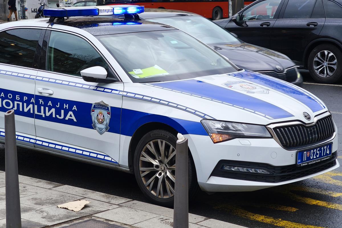 “ŽAO MI JE, GLEDAO SAM U RETROVIZORE”: Saslušan vozač kamiona koji je usmrtio radnika u Dobanovcima