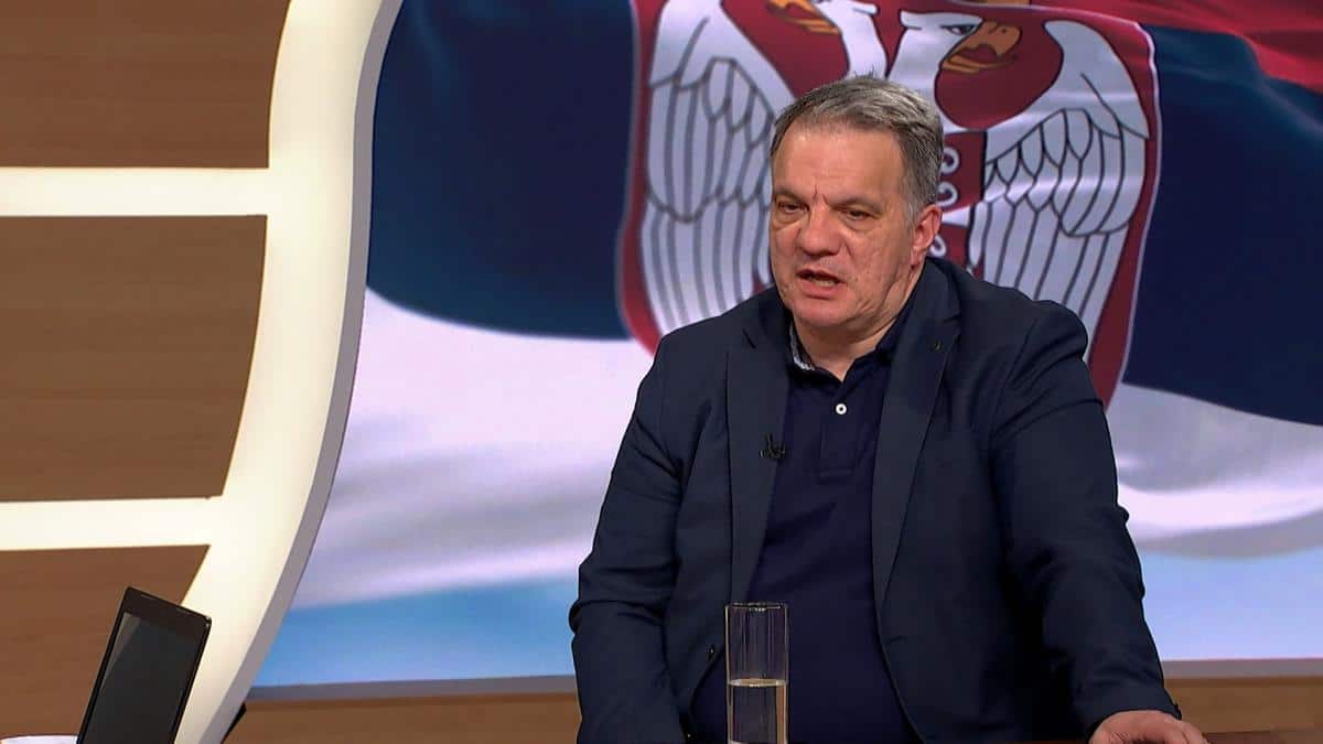 EVO SA KOJIM PROSEKOM JE NOVI MINISTAR PROSVETE ZAVRŠIO FAKULTET: Prof dr Stanković će birnuti o srpskom obrazovanju, a OVAKAV JE BIO STUDENT