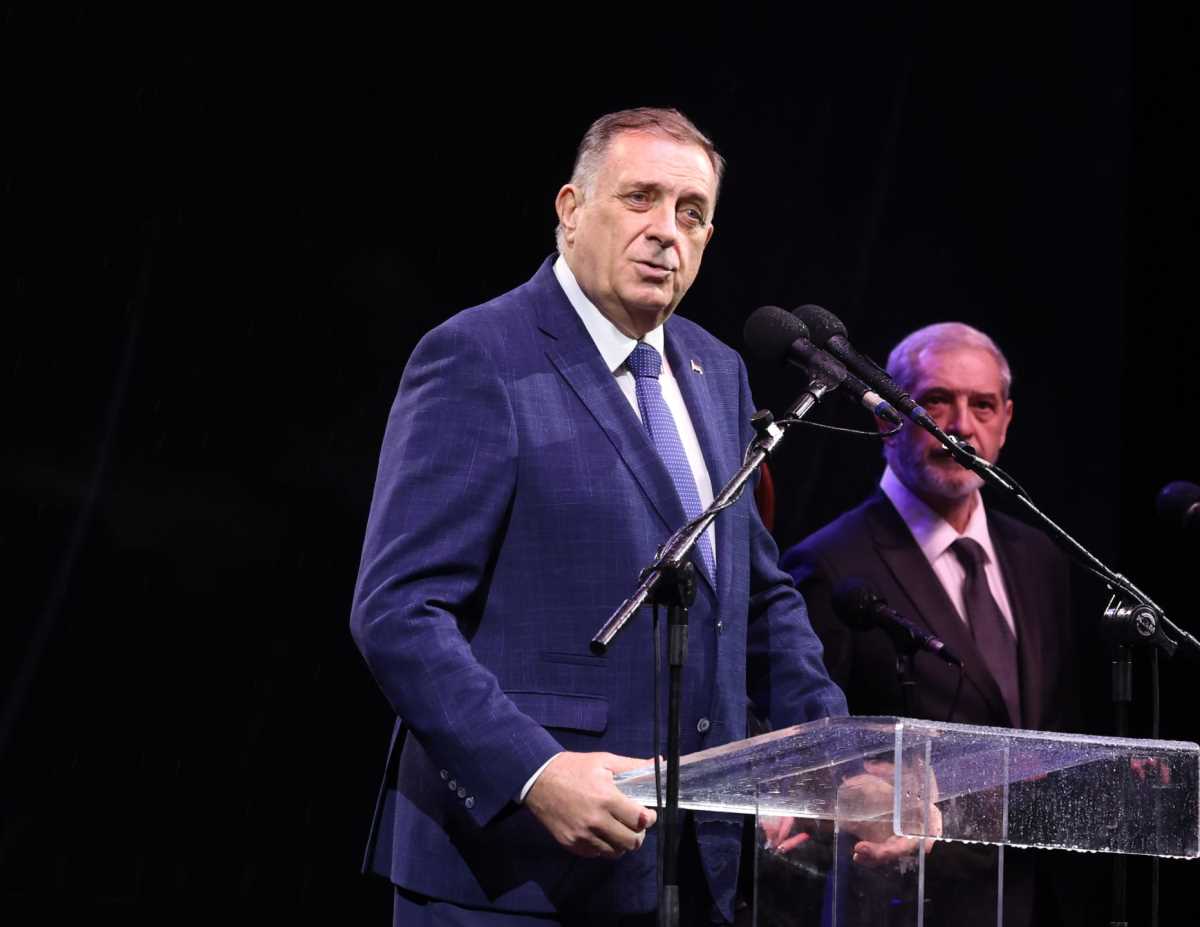 “OSEĆAM SE DOBRO I SIGURNO I NEMAM NAMERU DA NAPUSTIM OVAJ OBJEKAT POD PRITISKOM” Oglasio se Dodik o situaciji sa SIPOM: Pokušavaju da nešto mogu, ali ne mogu
