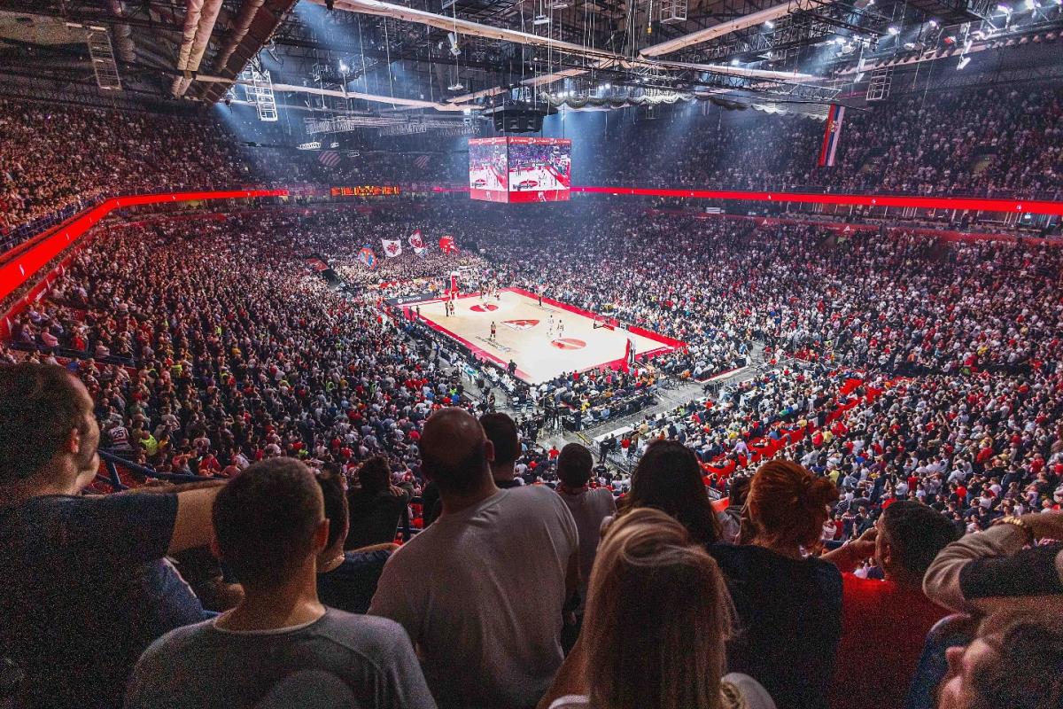 EVROLIGA DRAKONSKI KAZNILA CRVENU ZVEZDU PRED MEČ SEZONE: Crveno-beli dobili dve kazne zbog incidenata na meču sa Realom