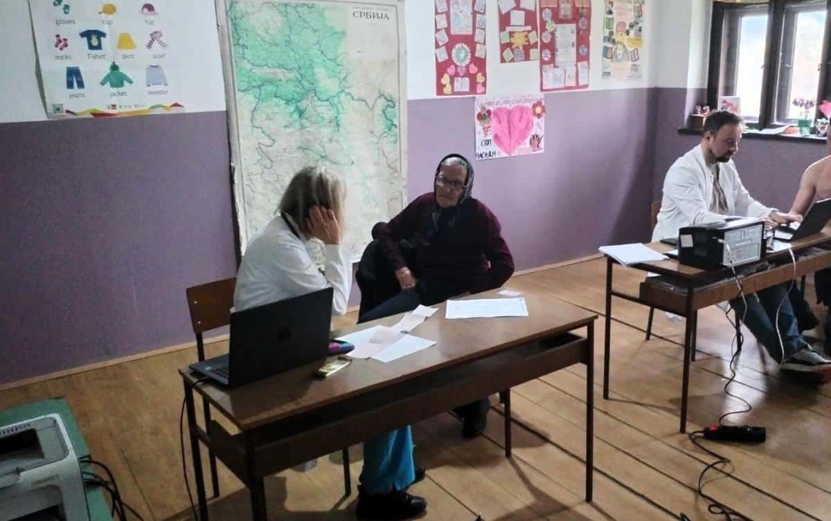 INTERNISTI NA SELU Akcija lozničkog Zdravstvenog centra oduševila meštane! Evo o čemu je reč (FOTO)