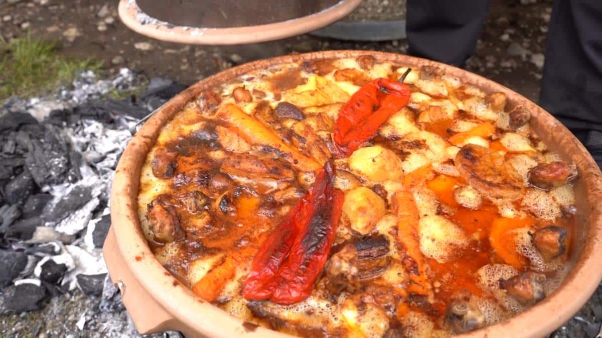 Izabrano najbolje jelo ispod sača u Srbiji! Sugrađani za Kurir o festivalu i ukusnim jelima iz domaće kuhinje: Oko 500 učesnika se borilo za prvo mesto!