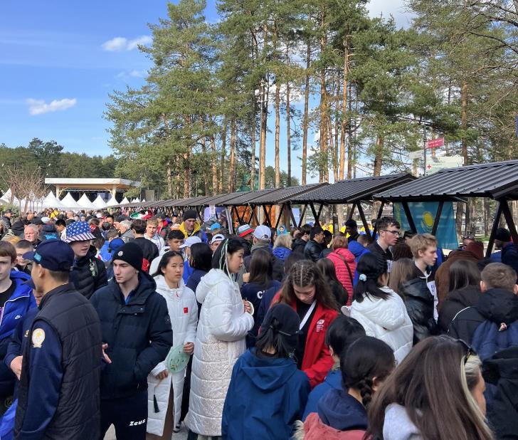 SPOJ KULTURE, MUZIKE I MLADOSTI IZ CELOG SVETA: Dan nacija na Zlatiboru (foto)
