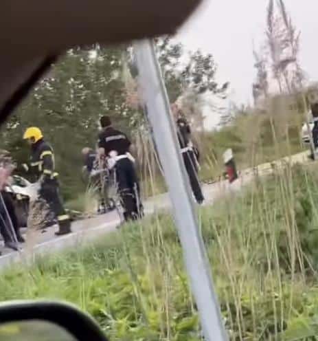 JEDNO LICE POGINULO, TROJE POVREĐENO! Stravične slike sa mesta nesreće kod Pančeva: Sve ekipe na terenu, tu su i vatrogasci (FOTO, VIDEO)
