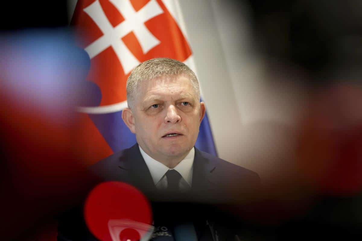 FICO U POSETI HRVATSKOJ ZAPUŠIO USTA NOVINARIMA! Postavili mu pitanje u vezi Dana pobede, slovački premijer im brutalno odgovorio “Mi znamo ko nas je oslobodio”