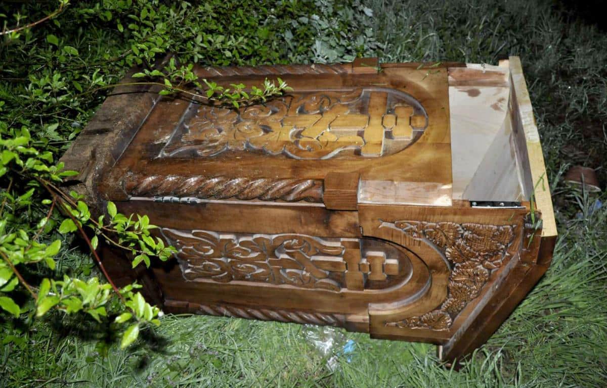 UHAPŠENA DVOJICA IZ KRUŠEVCA: Ukrali kutiju sa novcem iz manastira Ćelije (foto)
