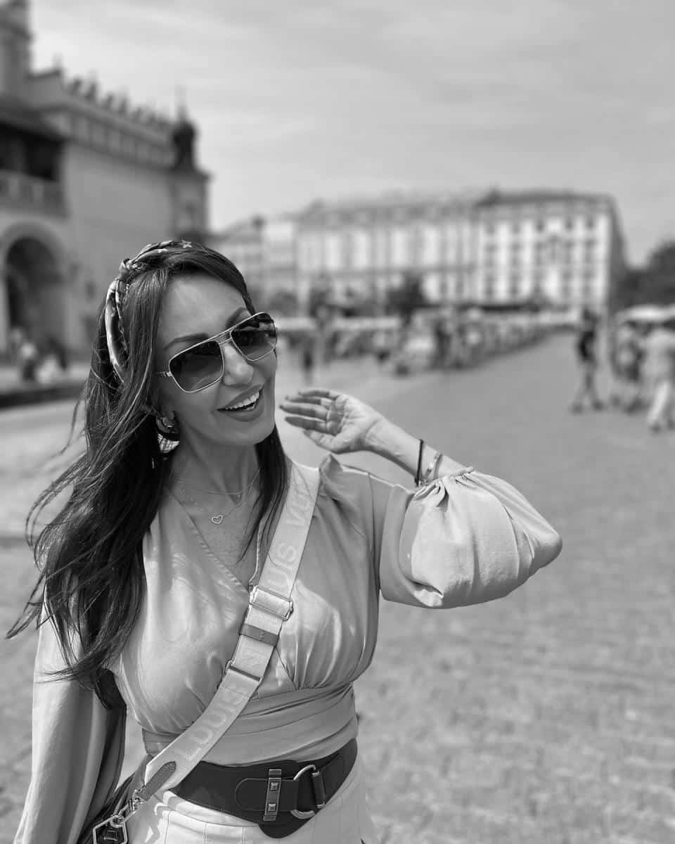 KO JE BILA PREMINULA DANIELA BORAČEVA? Voditeljka radila na Kurir televiziji, a ovo joj je donelo najveću popularnost
