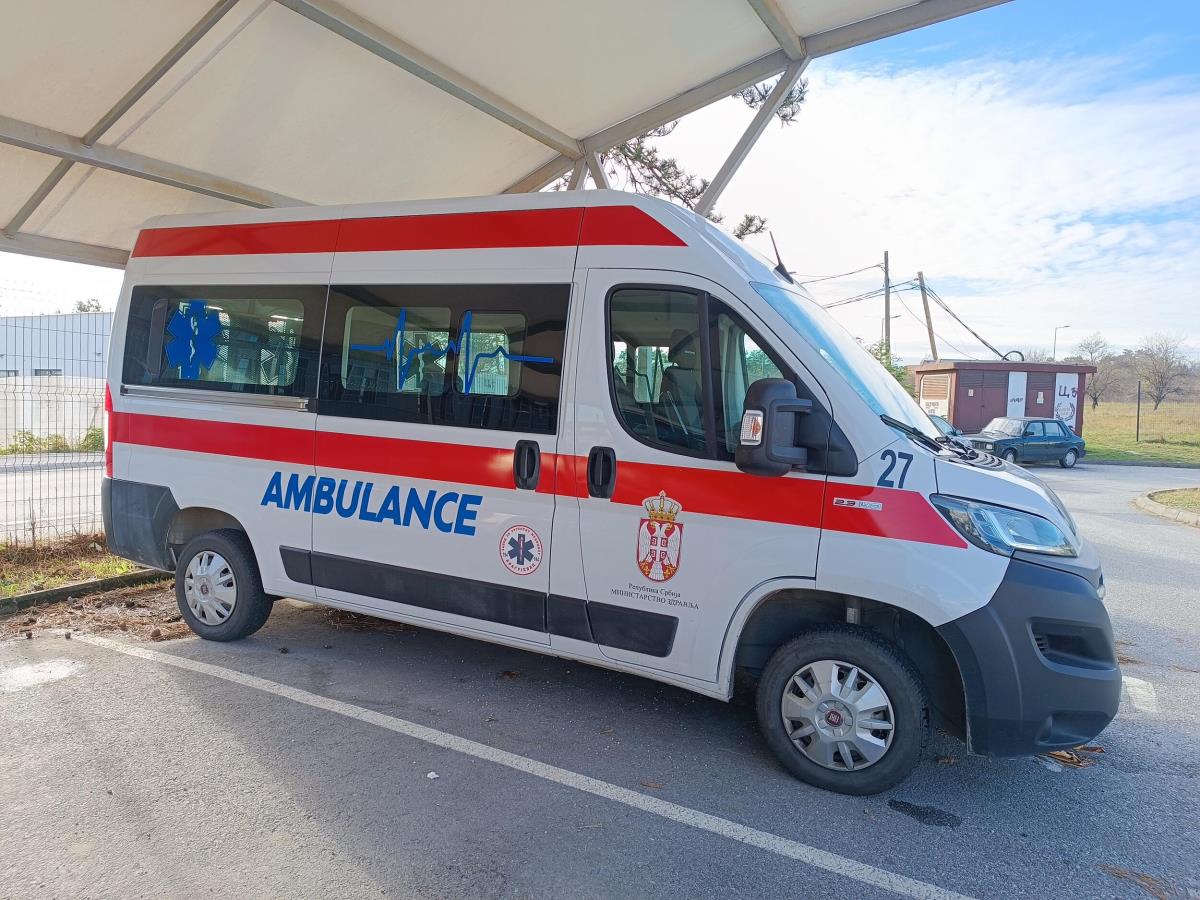 KRAGUJEVČANE STEZALO U GRUDIMA, BOLELE IH I OVE ŽLEZDE: Lekari imali tešku noć sa velikim brojem terenskih intervencija