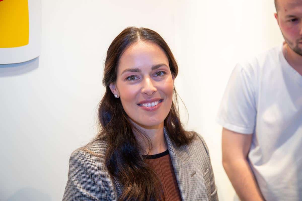 ANA IVANOVIĆ PRED “SEDMOM SILOM” PRVI PUT NAKON NAVODA O RAZVODU: Novinar je pitao kako joj je u životu – ona je ovako odgovorila