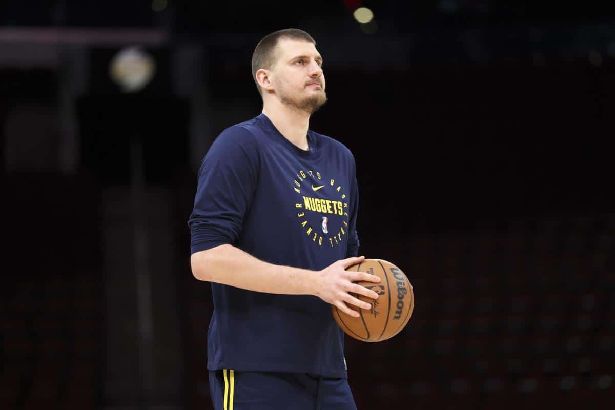 NIKOLA NASTAVLJA DA POMERA GRANICE! Ubacio šest trojki i ušao u istoriju NBA!