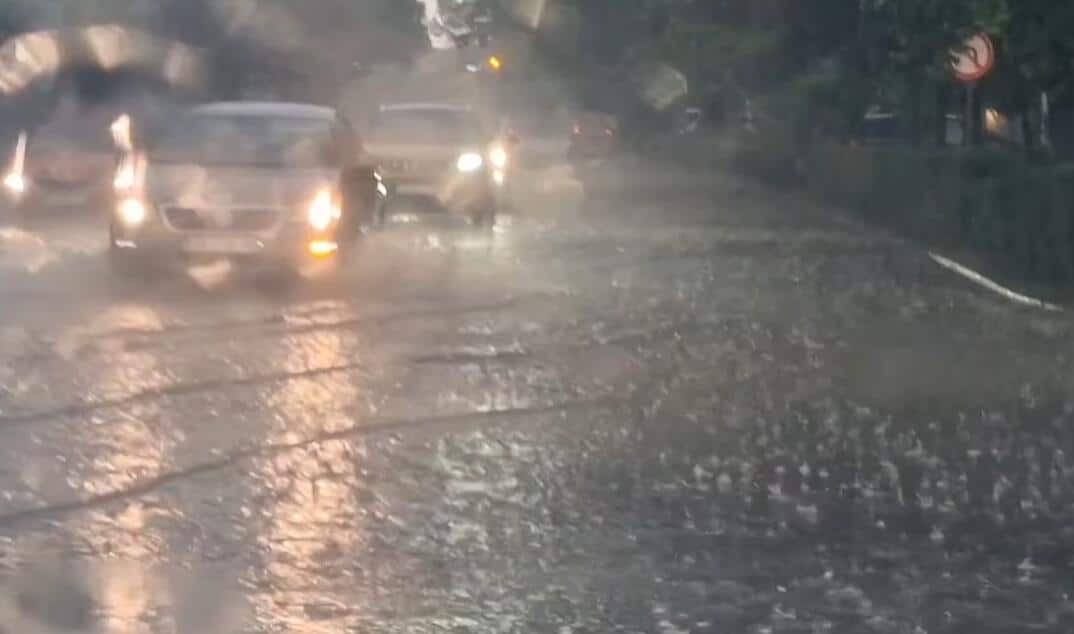 KATASTROFALNO NEVREME STIŽE U HRVATSKU: Upaljeni meteoalarmi, očekuje se i sneg!
