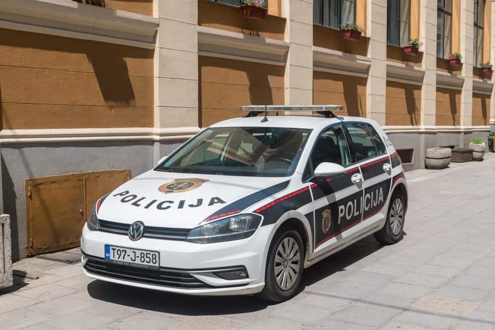 PRONAŠLI JOJ SPID, MARIHUANU I HEROIN! U Istočnom Sarajevu uhapšena žena iz Goražda