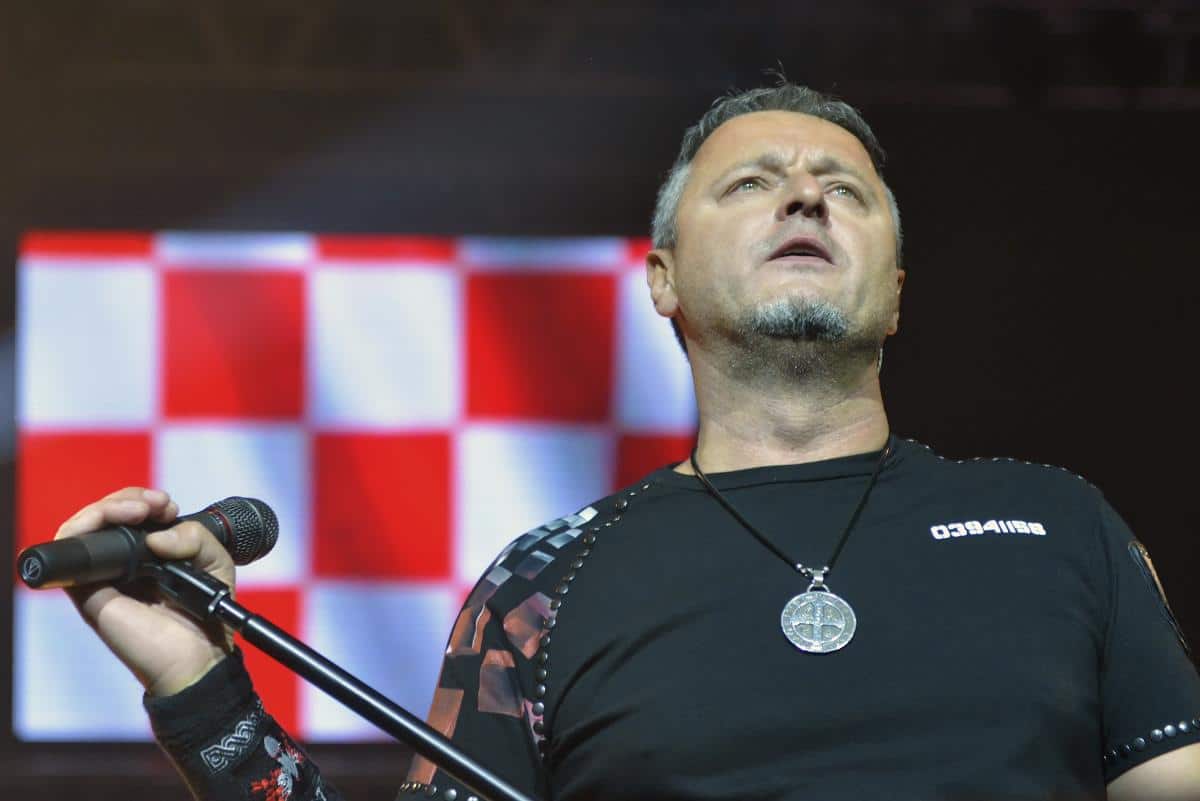 STANODAVCI TRLJAJU RUKE, ZA VEČE NUDE I GARAŽE, A CENA? I DO 1.800 EVRA! Navala za izdavanje stanova na dan koncerta Tompsona: Pogledajte koliko su podigli cene