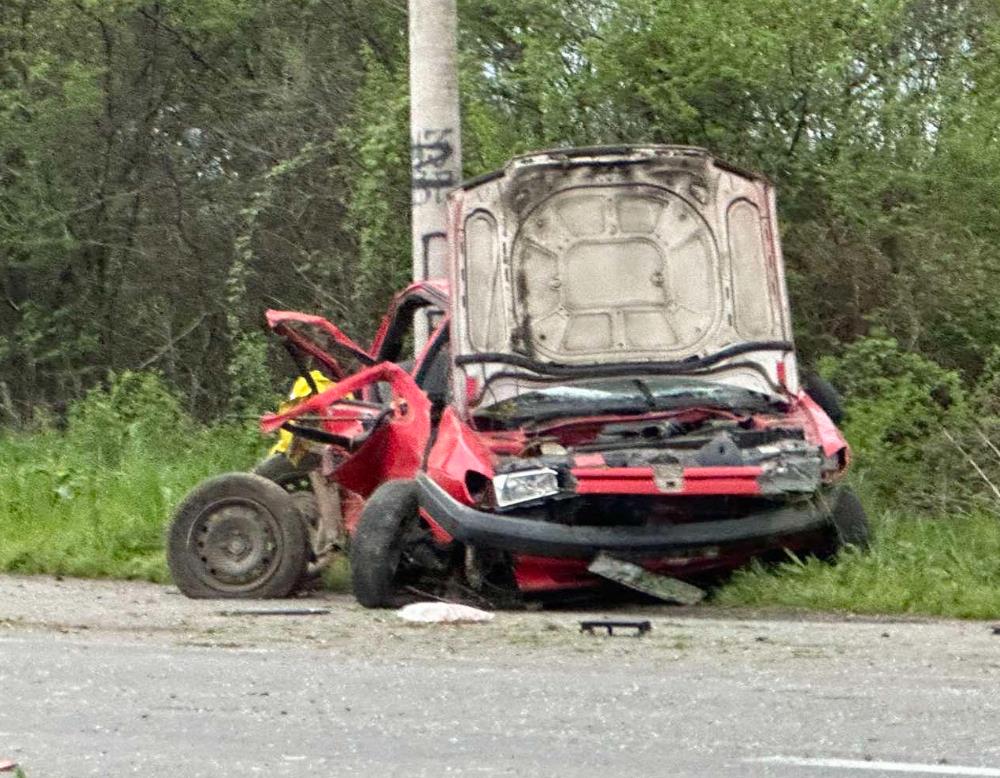 STRAVIČNA NESREĆA KOD BRČKOG: Dvoje mrtvih, tri osobe teško povređene (FOTO)