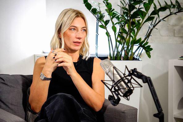 “I DALJE IMAM TE GAĆICE” Ana Stanić na svakom nastupu nosila isti donji veš, jer je verovala da joj donosi sreću: Htela sam da ih slikam za Instagram