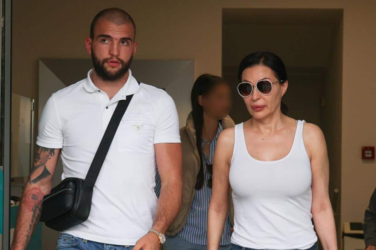 ZBOG OVOGA VELJKO I BOGDANA NISU PROSLAVILI PRVI ROĐENDAN SINU ISAIJU! Ražnatovići su imali veliki razlog za pomeranje slavlja: To je stvar koju strogo poštuju!