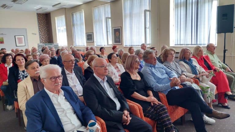 Zlatna godišnjica mature vranjskih gimnazijalaca: Susret za pamćenje, maturanti iz 1975. okupili se posle pola veka