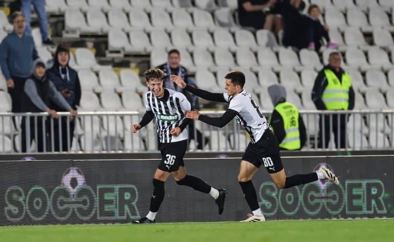 MOGU LI CRNO-BELI DO TRI BODA?! Evo gde možete gledati direktan prenos utakmice Mladost – Partizan