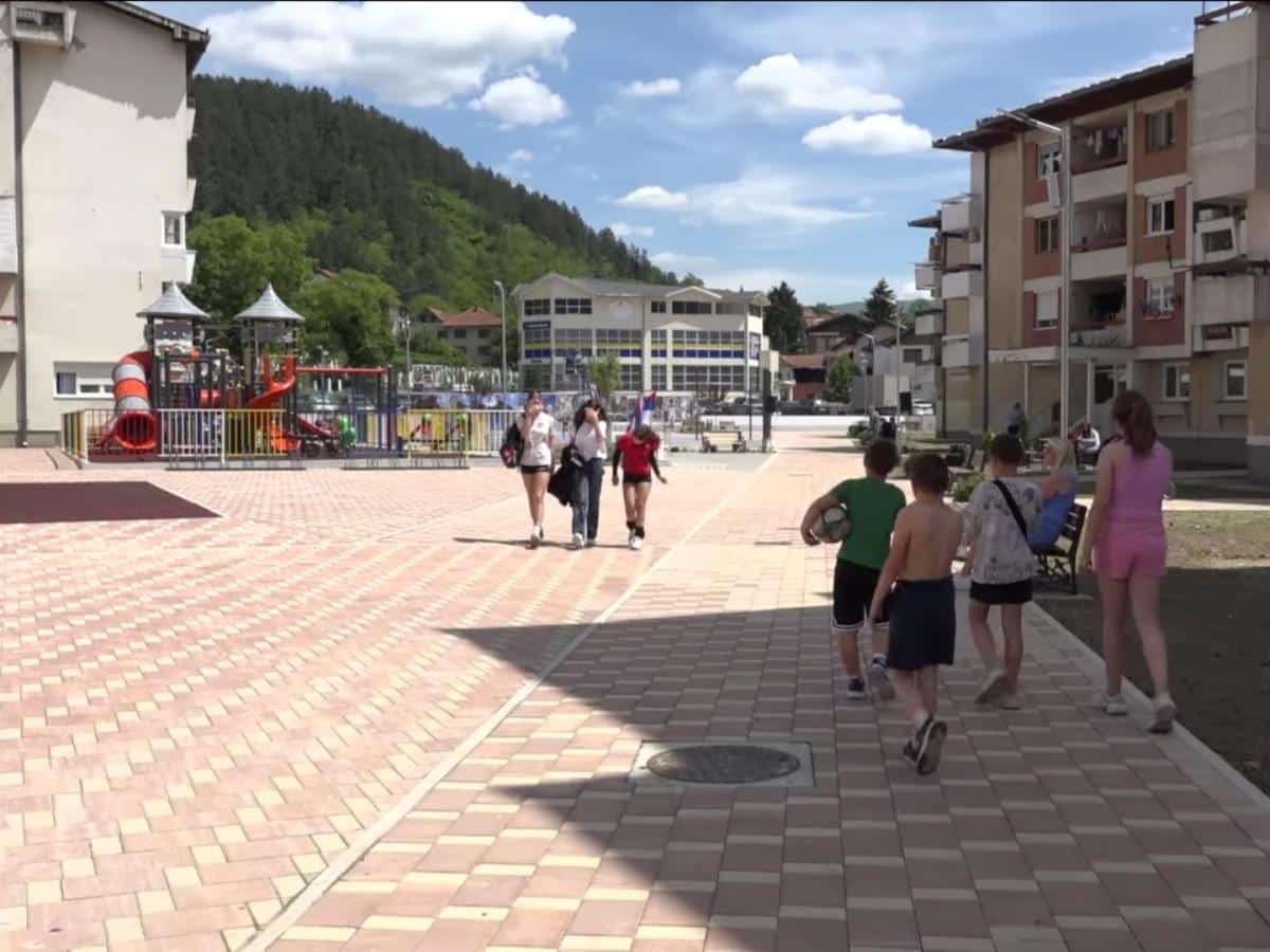 OD ZAPUŠTENOG PROSTORA DO MODERNIH TERENA: Renoviran stambeni kompleks Stadion u Prijepolju