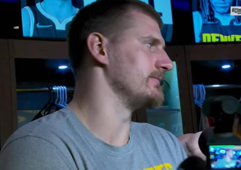 JOKIĆ PREVRNUO OČIMA KAD JE ČUO PITANJE AMERIČKE NOVINARKE: To mi je poslednje na umu u ovom momentu!