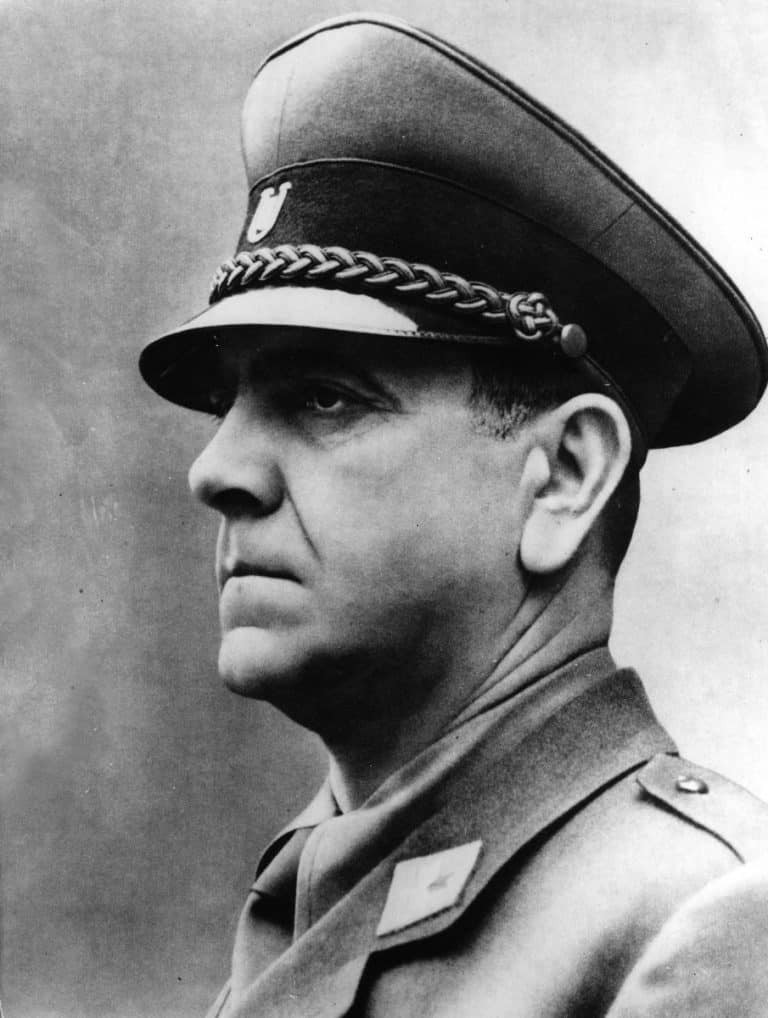 OVAKO JE PAVELIĆ POBEGAO PACOVSKIM KANALIMA, REŠENA MISTERIJA STARA 8O GODINA! Ovo lažno ime je koristio, nacističke arhive u Argentini sve otkrile (FOTO)