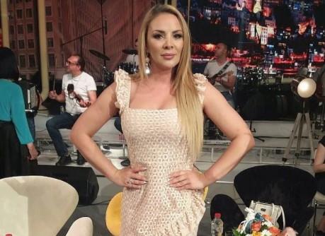 BILJANA SEČIVANOVIĆ (48) IZGLEDA FENOMENALNO, A NIKADA NE DRŽI DIJETE! Tajna dobro izgleda konačno otkrivena, ove namirnice ne jede