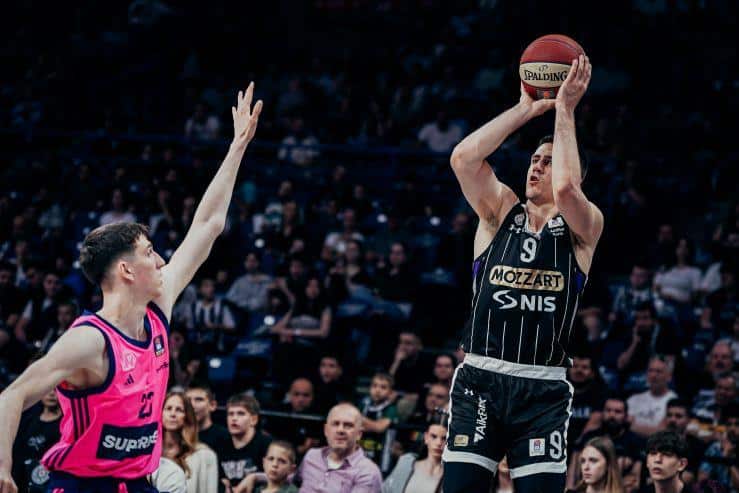 PARTIZAN RAZBIJAO MEGU, PA STREPEO ZA POBEDU! Dva lica crno-belih u poslednjem kolu ligaškog dela ABA lige!