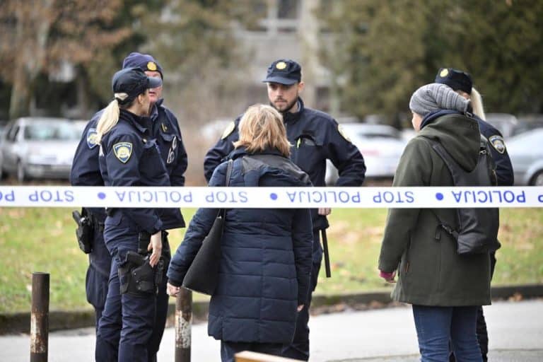 JEZIVI DETALJI FEMICIDA U UMAGU! Svedok prišao kolima, dozivao ženu, ali je već bilo kasno: “Tresla sam se…”