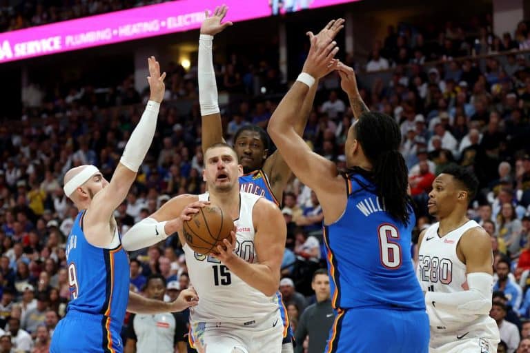DENVER – OKLAHOMA SITI:  Jokić već ima dabl-dabl