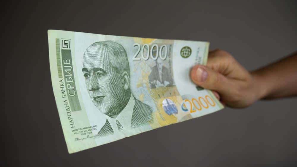 Mladić ostavio čudnu poruku na novčanici od 2.000 dinara, a posle 4 dana se desilo nešto neverovatno! Bruje mreže o ovoj priči