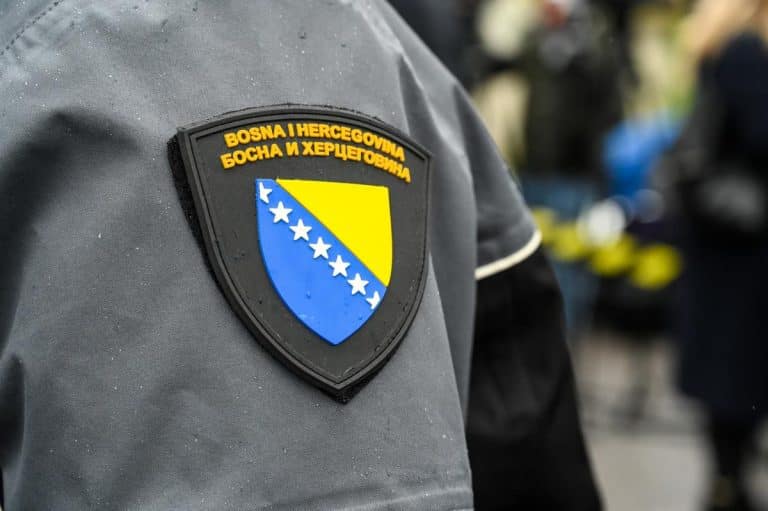PANIKA U SARAJEVU! Stigla dojava o bombi, policija hitno izašla na teren